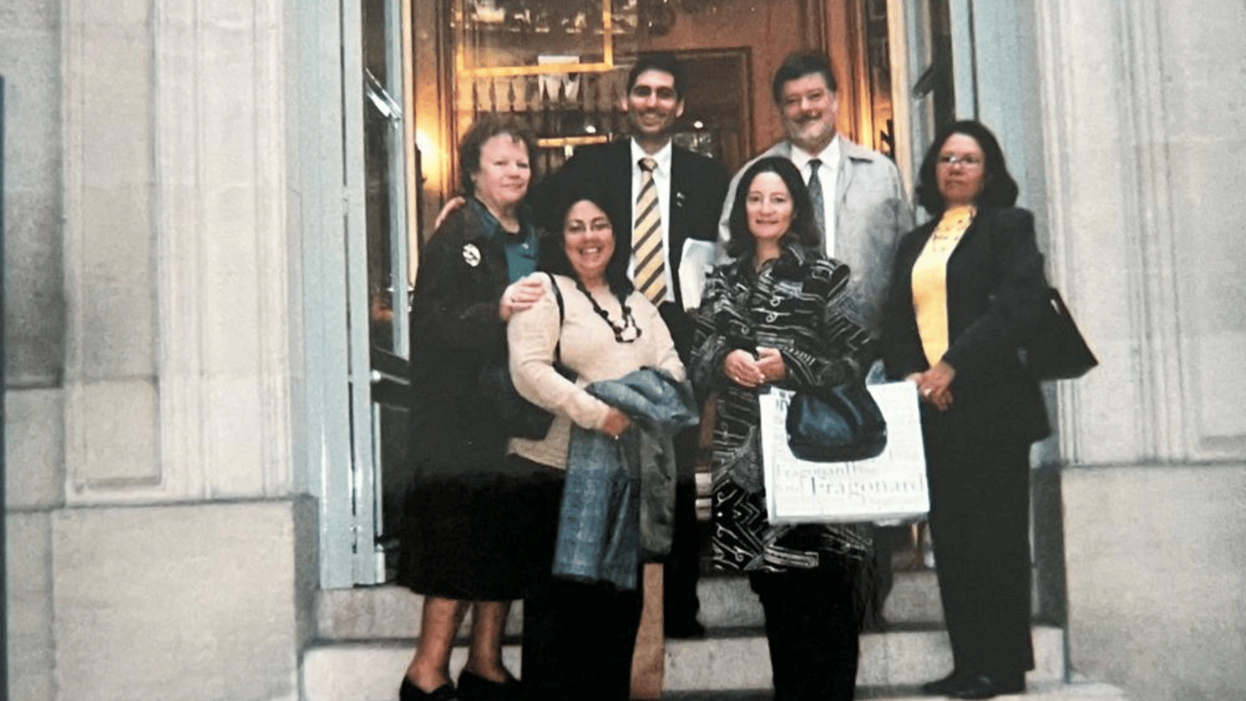 Na Universidade de Paris, em palestra sobre Carlos Drummond de Andrade, no Ano Brasil-França