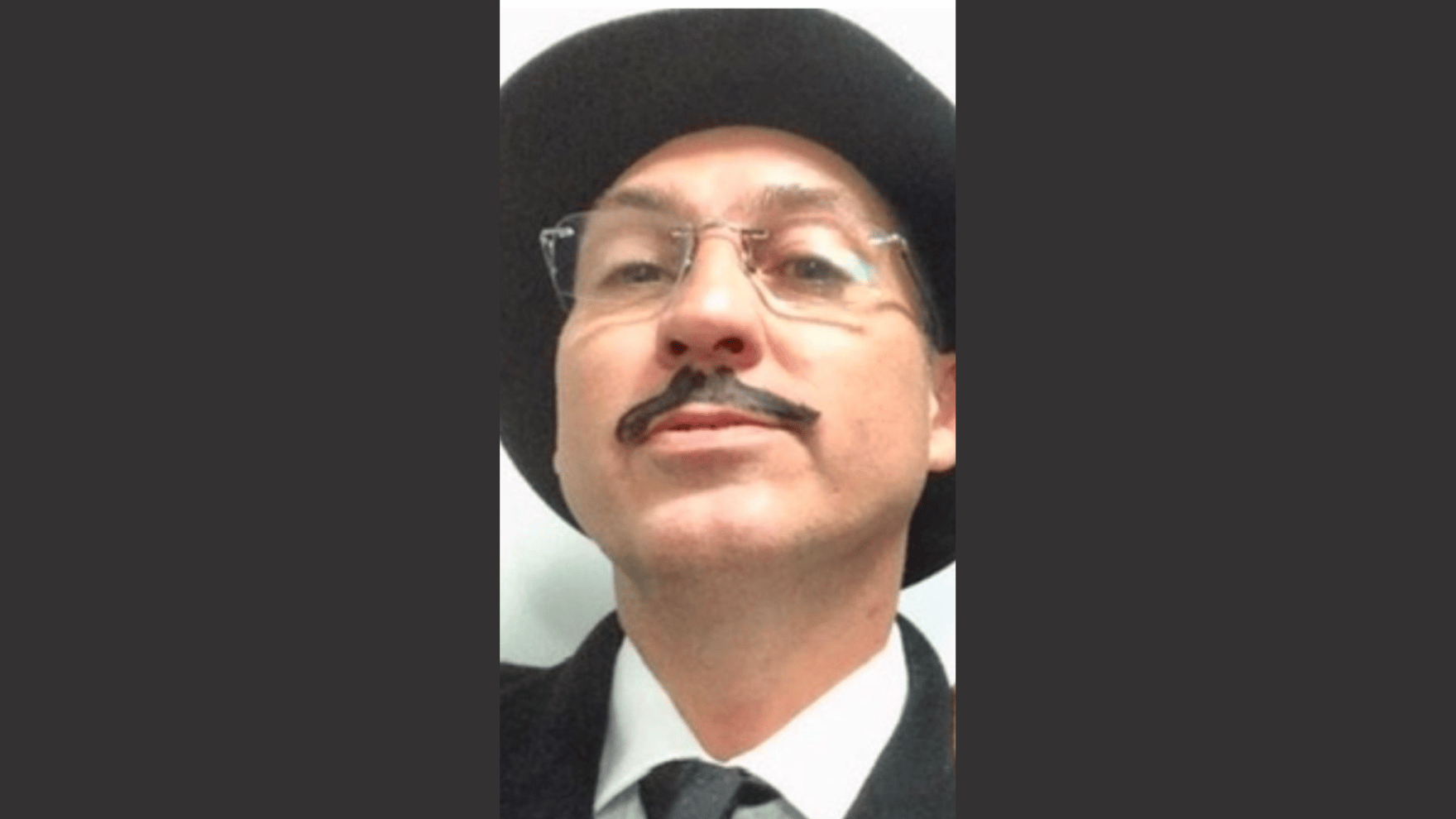 Não seria parecido com Fernando Pessoa …